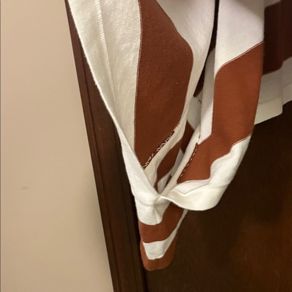 First Love Warm Brown and Cream Sweater Pancho-style Small - Picture 6 of 16